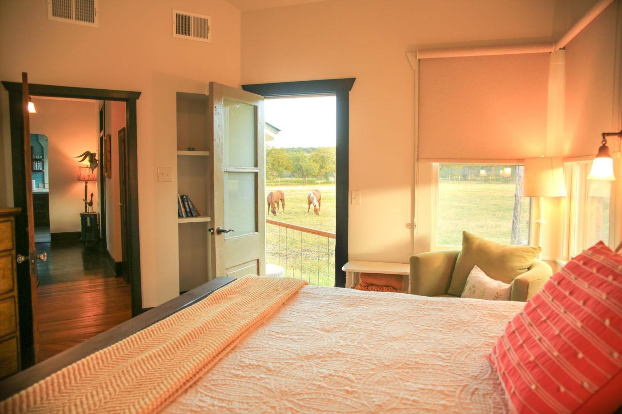 Montesino Ranch Lodging Villa Wimberley Eksteriør bilde